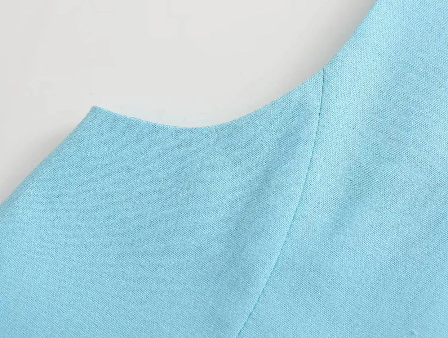 Linen Women Suits – Effortless Elegance, Breathable & Stylish Outfits for Every Occasion