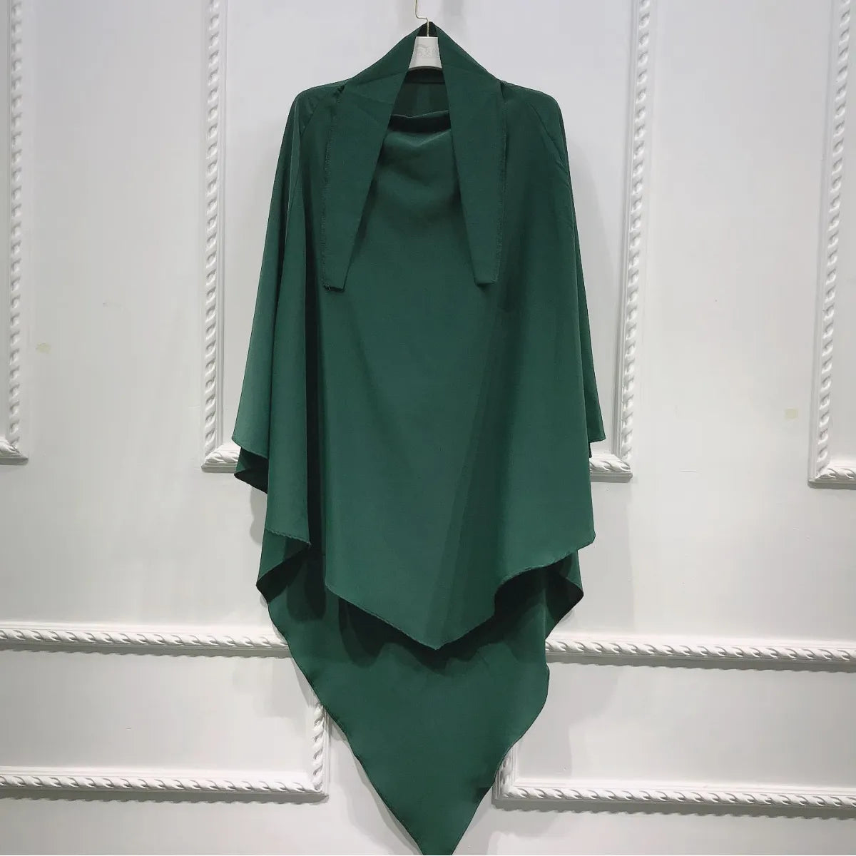 Solid Color Smooth Plate Arabic Shawl – Elegant, Versatile Headscarf for Every Occasion