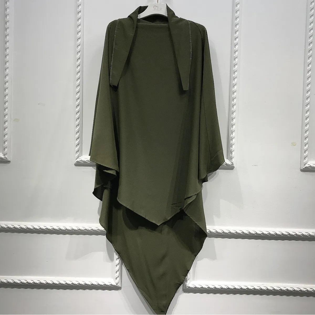 Solid Color Smooth Plate Arabic Shawl – Elegant, Versatile Headscarf for Every Occasion