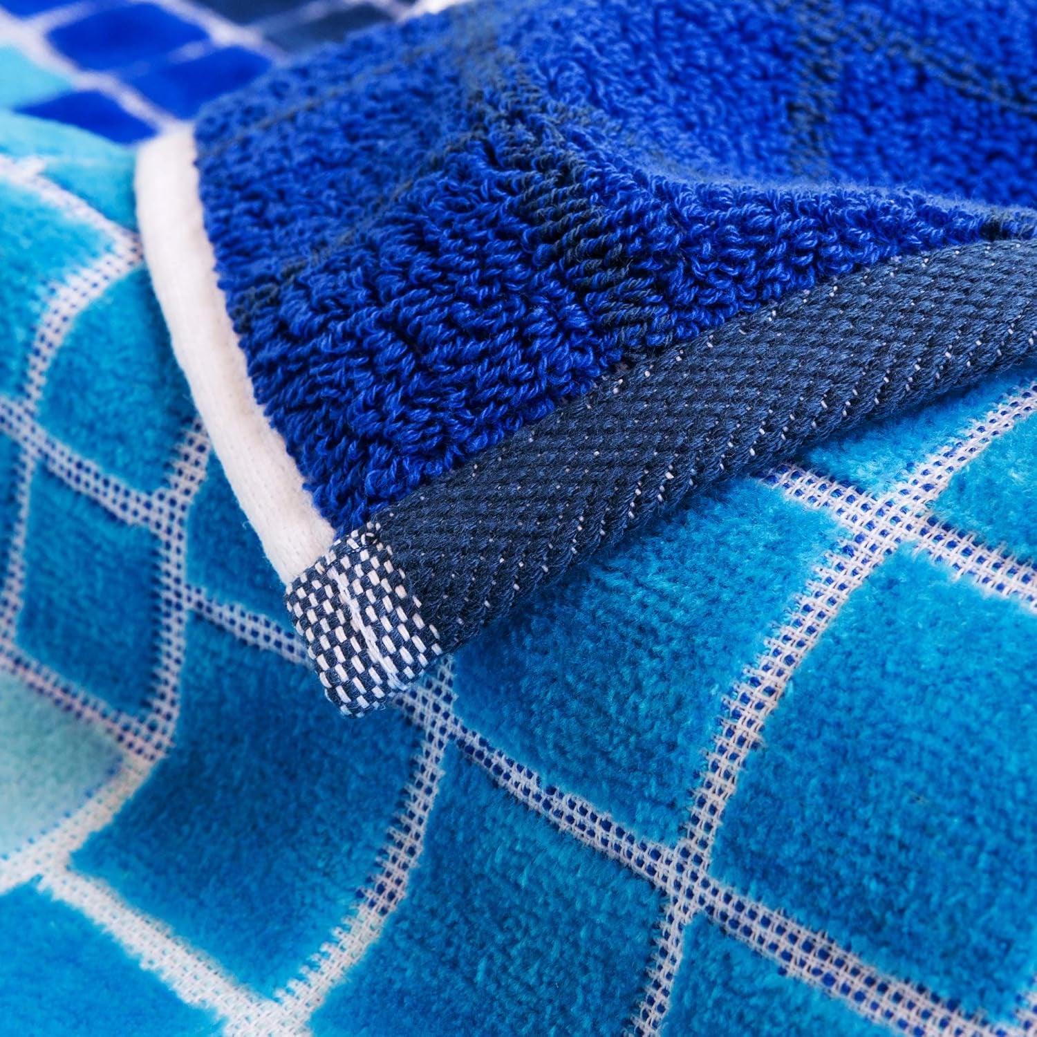 Niagara Oversized Reversible Beach Towel – Luxurious Comfort & Premium Quality