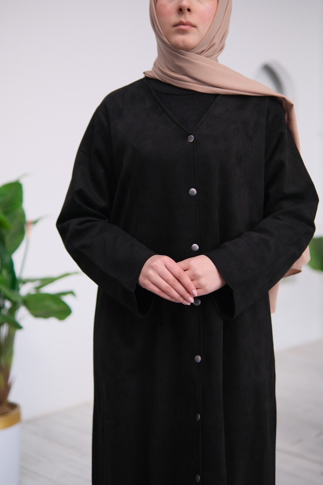 Milena Suede Abaya – Elegant Grade 1 Suede Fabric